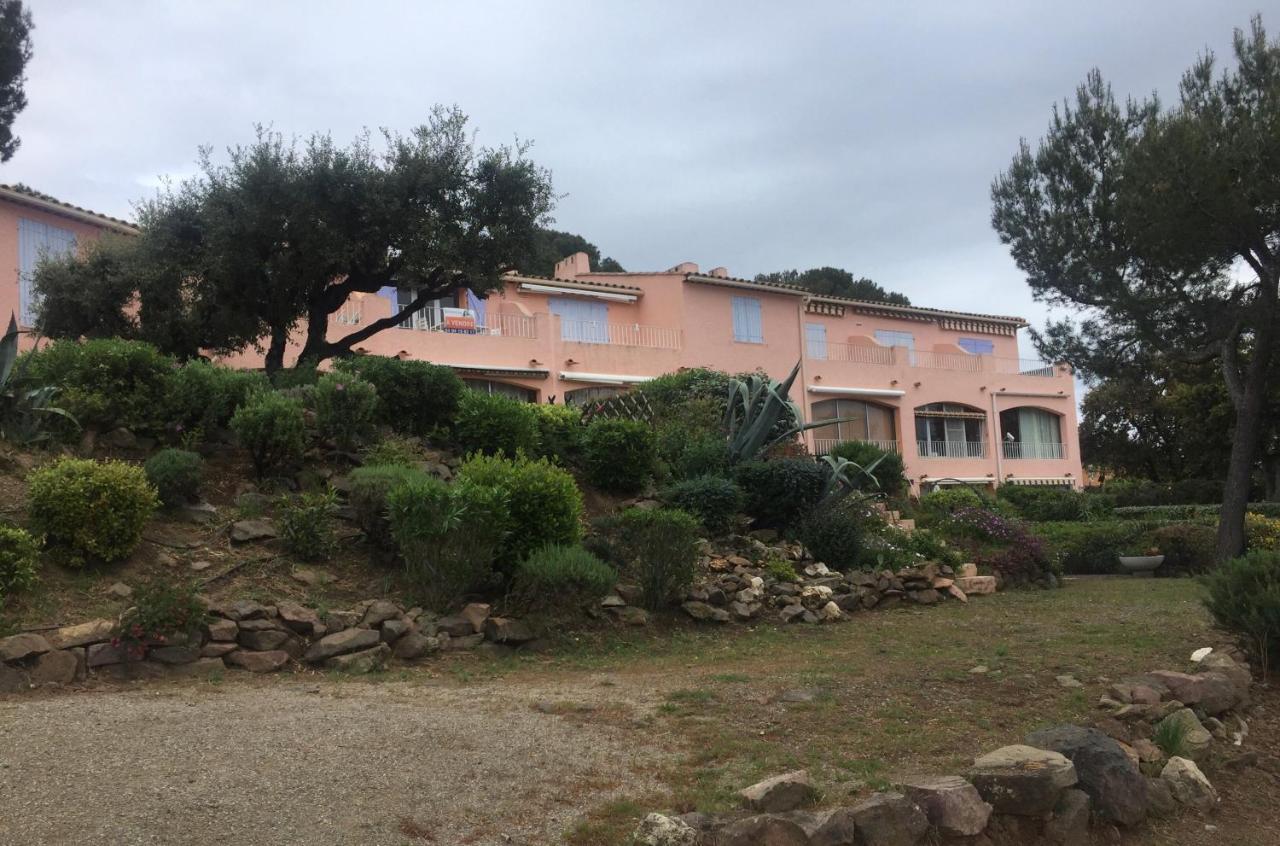 Apartamento Boulouris Panorama Vue Mer Saint-Raphaël Exterior foto